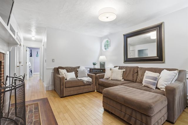 123 Sugar Rd, Bolton, MA 01740