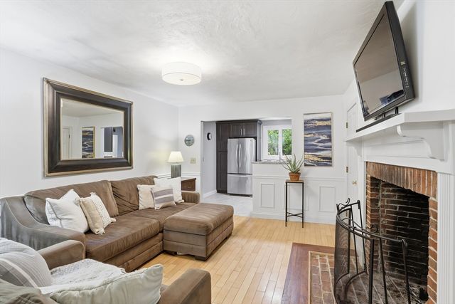 123 Sugar Rd, Bolton, MA 01740