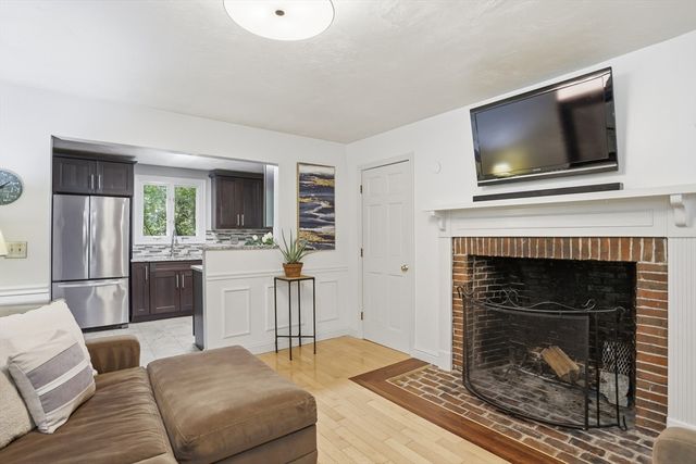 123 Sugar Rd, Bolton, MA 01740