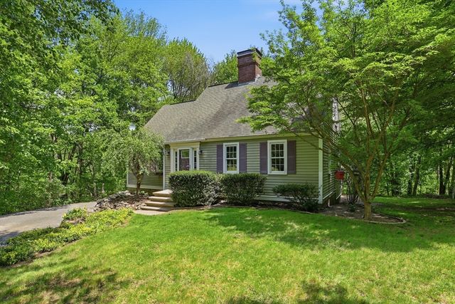 123 Sugar Rd, Bolton, MA 01740