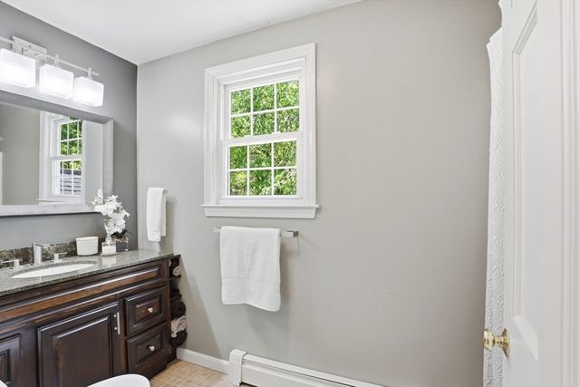 123 Sugar Rd, Bolton, MA 01740
