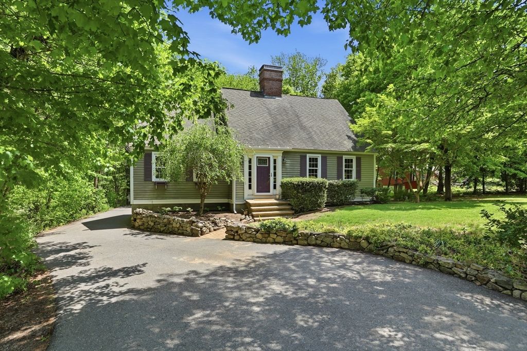 123 Sugar Rd, Bolton, MA 01740
