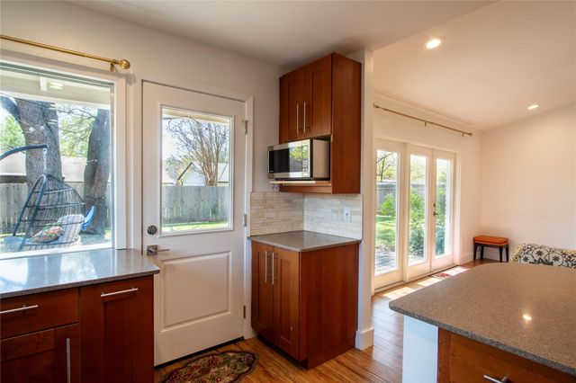 505 Chihuahua TRL, Austin, TX 78745