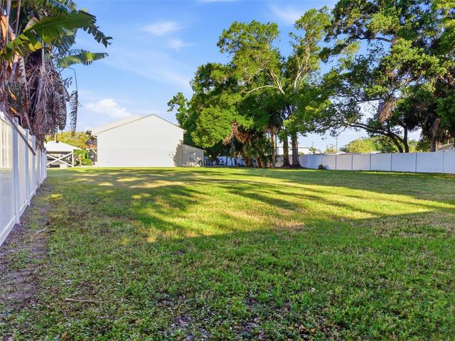 3348 W HIDDEN HAVEN COURT, Tampa, FL 33607