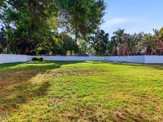 3348 W HIDDEN HAVEN COURT, Tampa, FL 33607