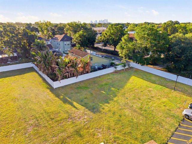 3348 W HIDDEN HAVEN COURT, Tampa, FL 33607