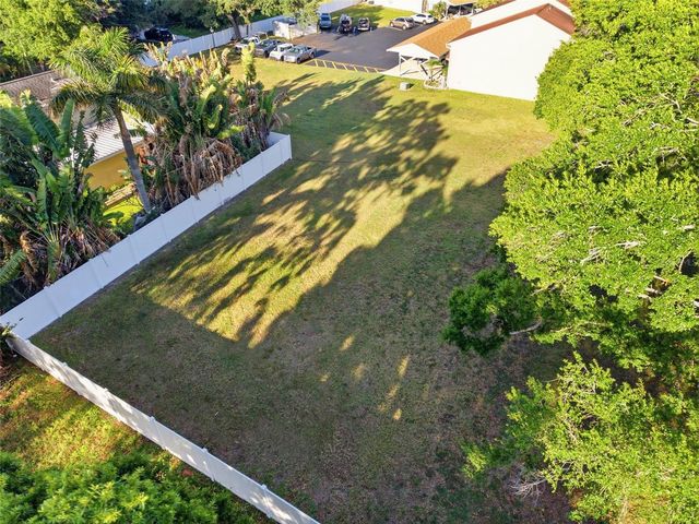 3348 W HIDDEN HAVEN COURT, Tampa, FL 33607