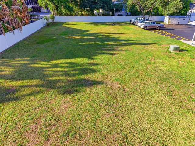 3348 W HIDDEN HAVEN COURT, Tampa, FL 33607