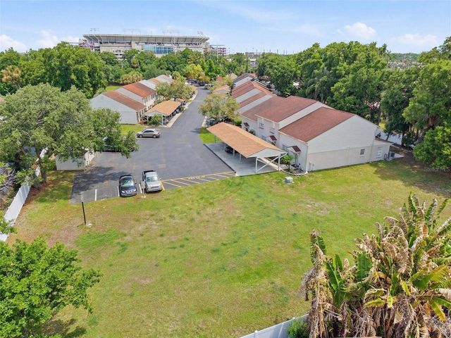 3348 W HIDDEN HAVEN COURT, Tampa, FL 33607