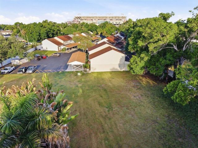 3348 W HIDDEN HAVEN COURT, Tampa, FL 33607