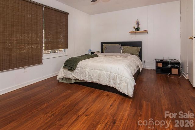 5727 Thompson Road, Charlotte, NC 28216