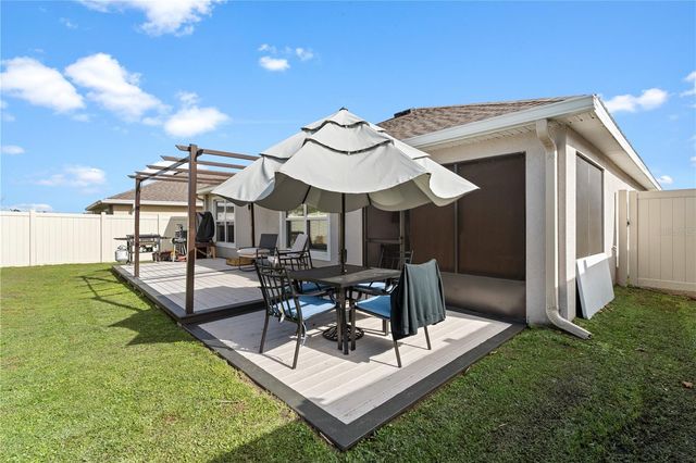 7721 SAIL CLOVER LANE, Zephyrhills, FL 33540