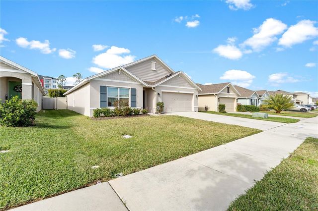 7721 SAIL CLOVER LANE, Zephyrhills, FL 33540