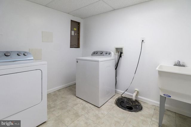 8122 GREENSPRING VALLEY RD, Owings Mills, MD 21117