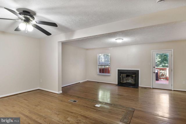 8122 GREENSPRING VALLEY RD, Owings Mills, MD 21117
