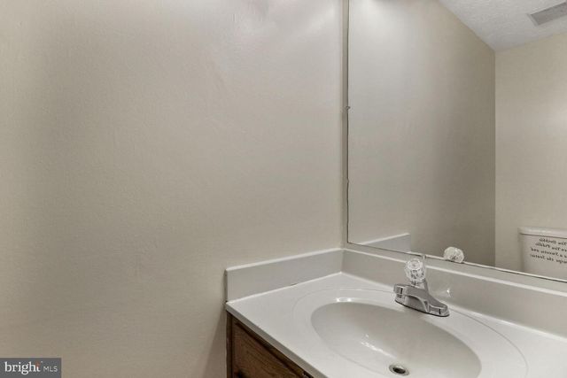 8122 GREENSPRING VALLEY RD, Owings Mills, MD 21117