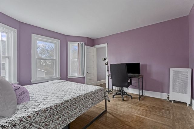 253 Midland Ave, East Orange City, NJ 07017