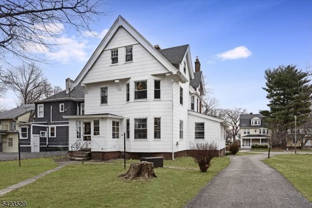 253 Midland Ave, East Orange City, NJ 07017