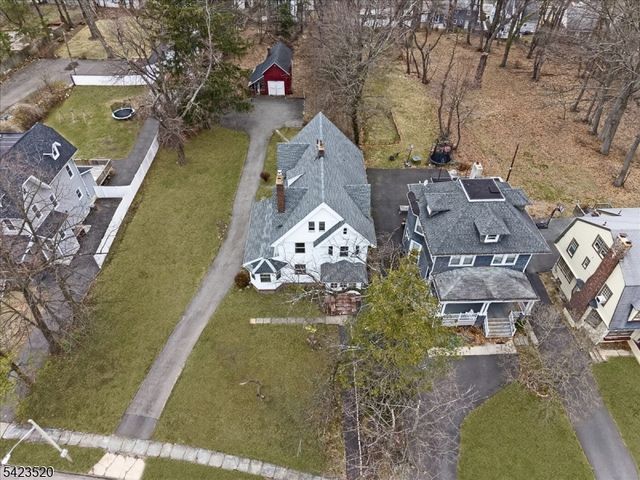 253 Midland Ave, East Orange City, NJ 07017
