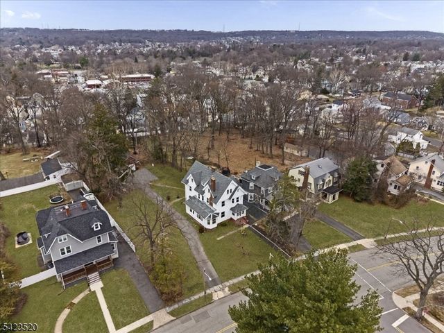 253 Midland Ave, East Orange City, NJ 07017