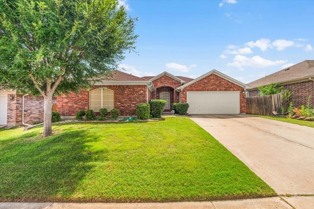 6926 MEADOW BEND Drive, Arlington, TX 76002