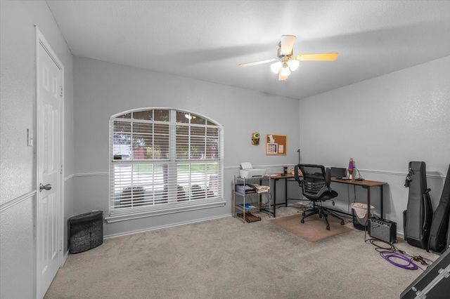 6926 MEADOW BEND Drive, Arlington, TX 76002