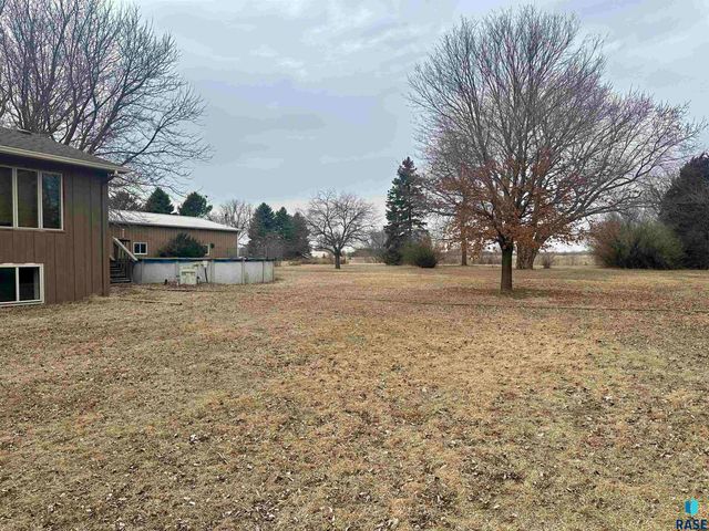 47838 270th St Street, Sioux Falls, SD 57108