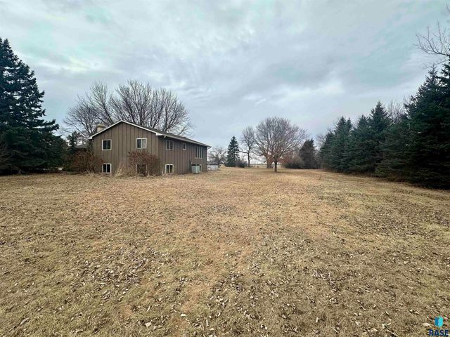 47838 270th St Street, Sioux Falls, SD 57108