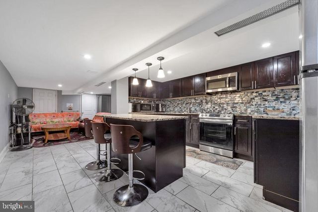 418 HAMPDEN RD, Upper Darby, PA 19082