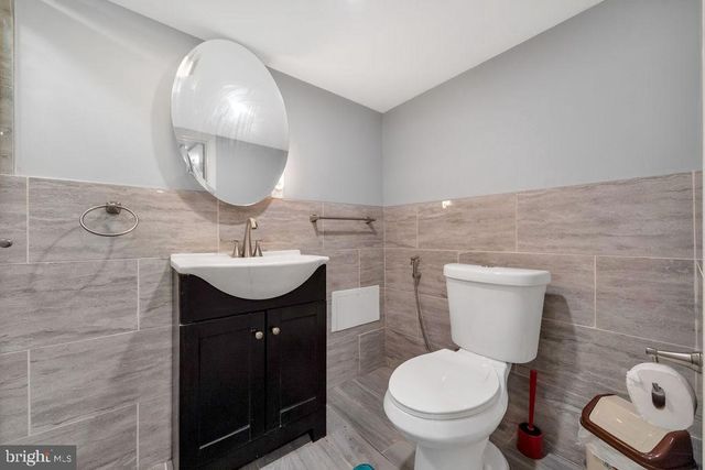 418 HAMPDEN RD, Upper Darby, PA 19082