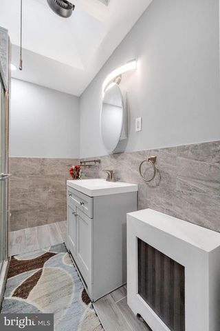 418 HAMPDEN RD, Upper Darby, PA 19082