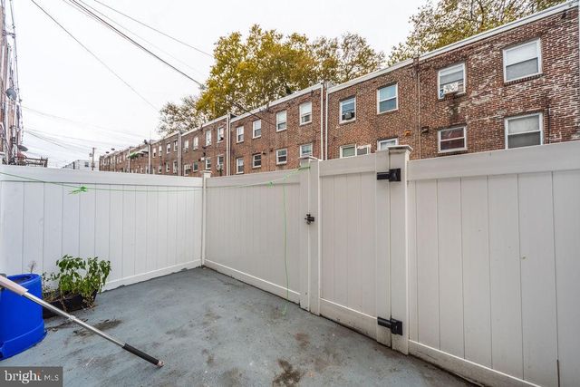 418 HAMPDEN RD, Upper Darby, PA 19082