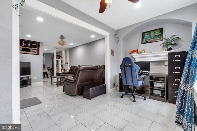 418 HAMPDEN RD, Upper Darby, PA 19082