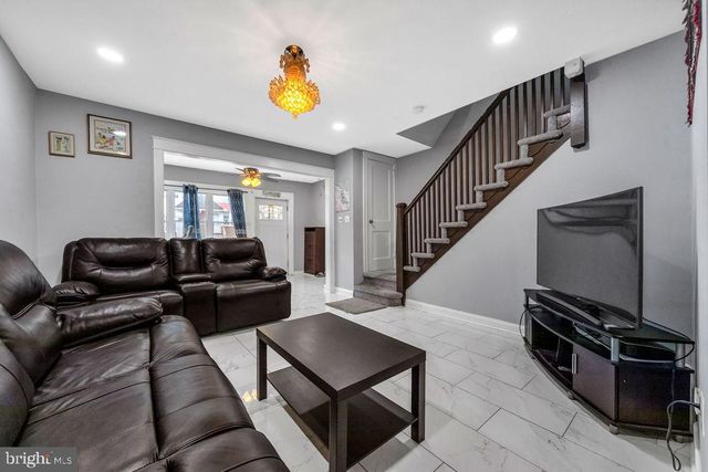 418 HAMPDEN RD, Upper Darby, PA 19082