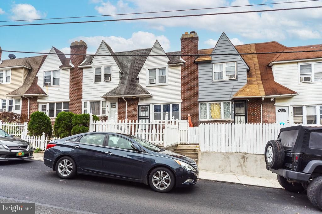 418 HAMPDEN RD, Upper Darby, PA 19082