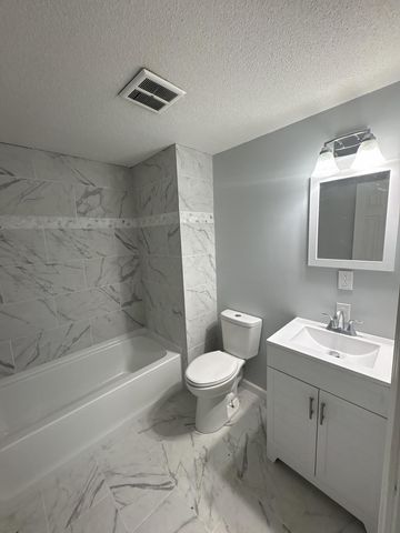 1599 McNaughten Road, Columbus, OH 43232