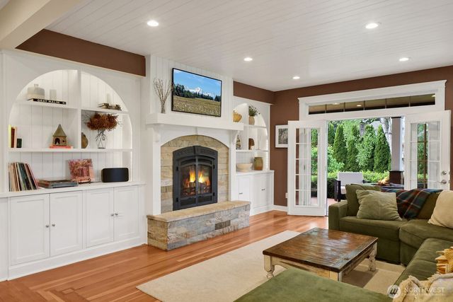 5715 Applegrove Lane, Ferndale, WA 98248