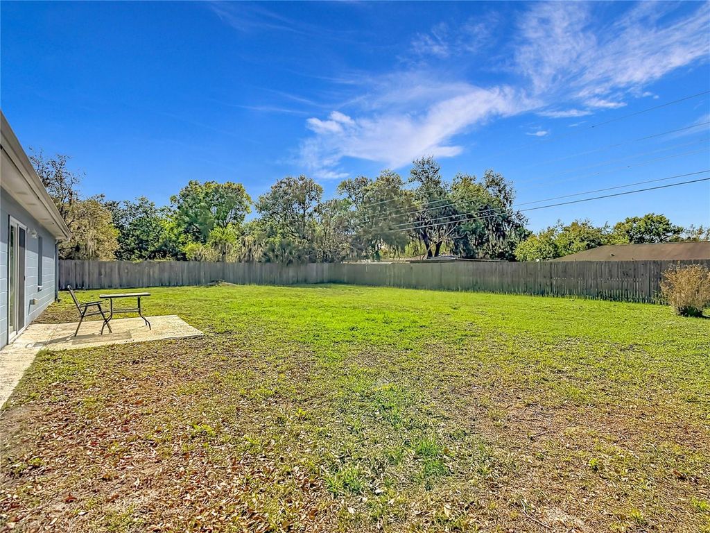 Image 43 of property listing at 3510 DOVE LANE, Mulberry, FL 33860