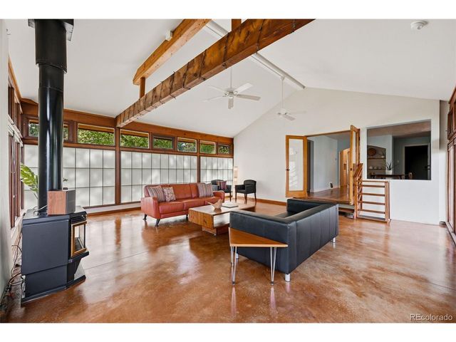 2060 Dover St, Lakewood, CO 80215