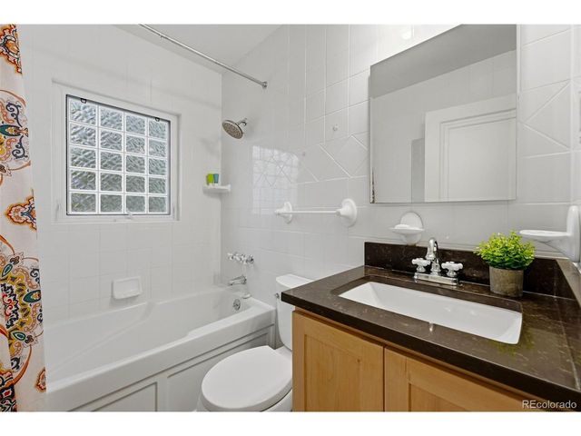 2060 Dover St, Lakewood, CO 80215