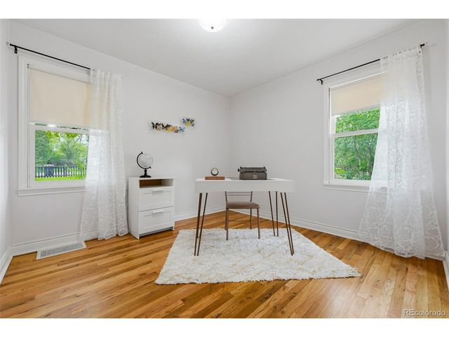 2060 Dover St, Lakewood, CO 80215