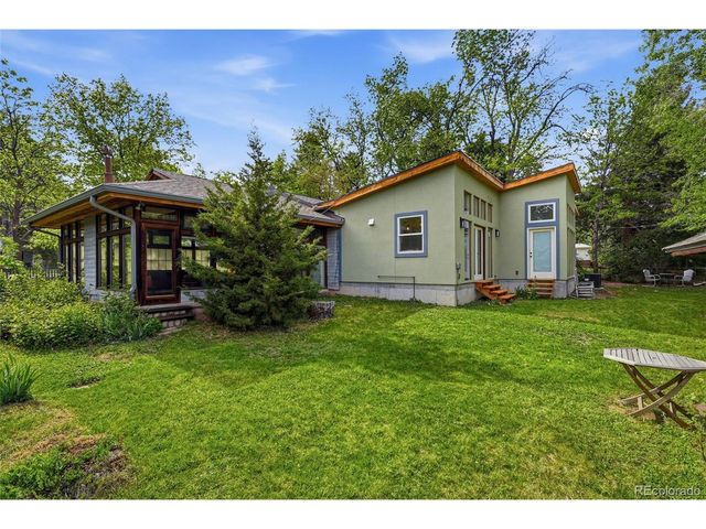 2060 Dover St, Lakewood, CO 80215