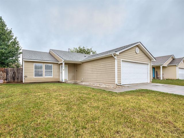 1301 Briar Patch Way, Norman, OK 73071
