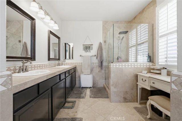 40816 Los Amores Court, Palmdale, CA 93551