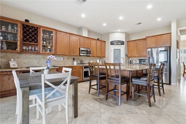 40816 Los Amores Court, Palmdale, CA 93551
