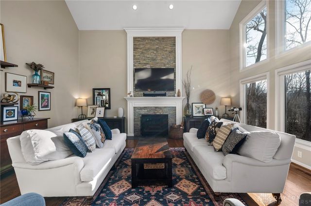 603 Valleywoods Court, Miami Twp, OH 45140