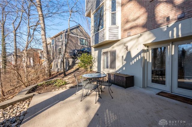 603 Valleywoods Court, Miami Twp, OH 45140