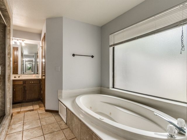 6708 Basswood Canyon Road, Oklahoma City, OK 73162