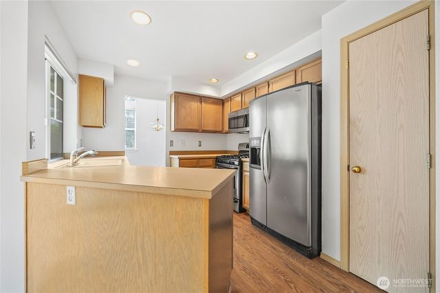 7608 145th Avenue Ct E, Sumner, WA 98390