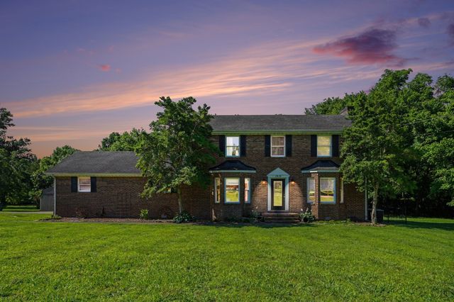 1515 Gina Lynn Dr, Lewisburg, TN 37091